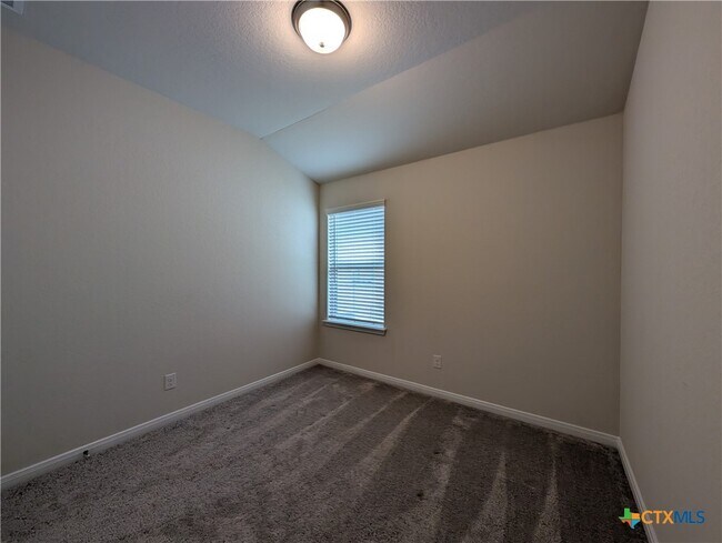 Building Photo - 3069 Charyn Wy