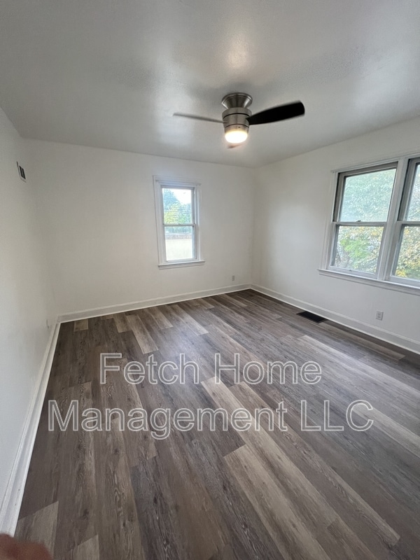 Building Photo - 2861 Horseshoe Pike