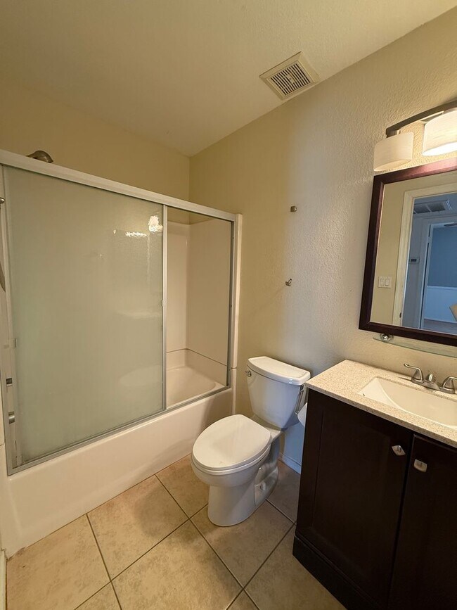 Building Photo - Knoell Mesa for rent!
