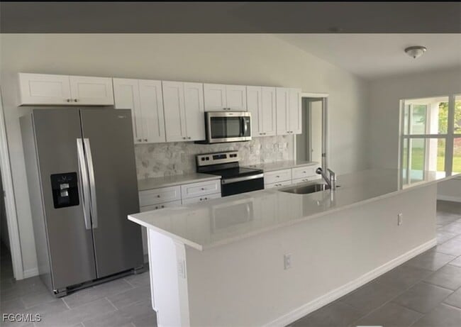 Building Photo - 2926 Diplomat Pkwy W