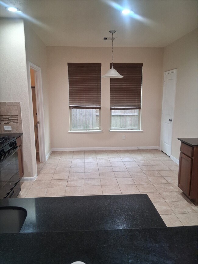 Building Photo - 13610 Spectacled Bear