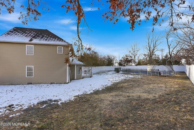 Building Photo - 69 Fortune Ct