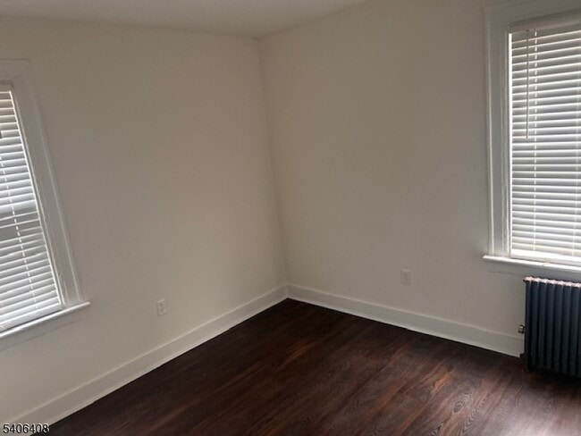 Building Photo - 185 Goldsmith Ave