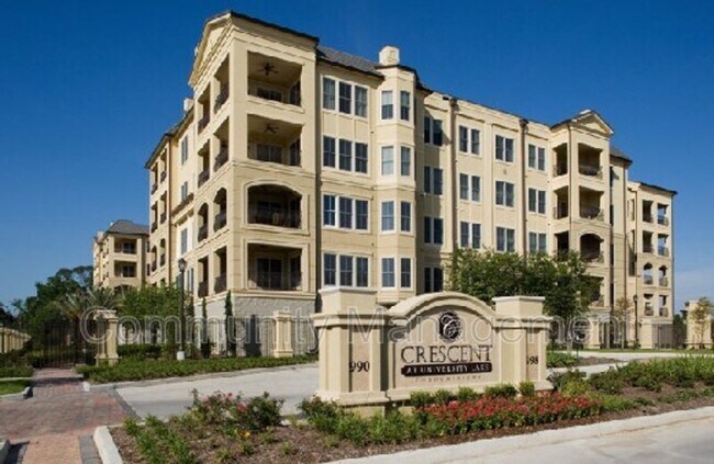 Building Photo - 990 Stanford Ave