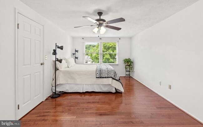 Building Photo - 20321 Watkins Meadow Dr