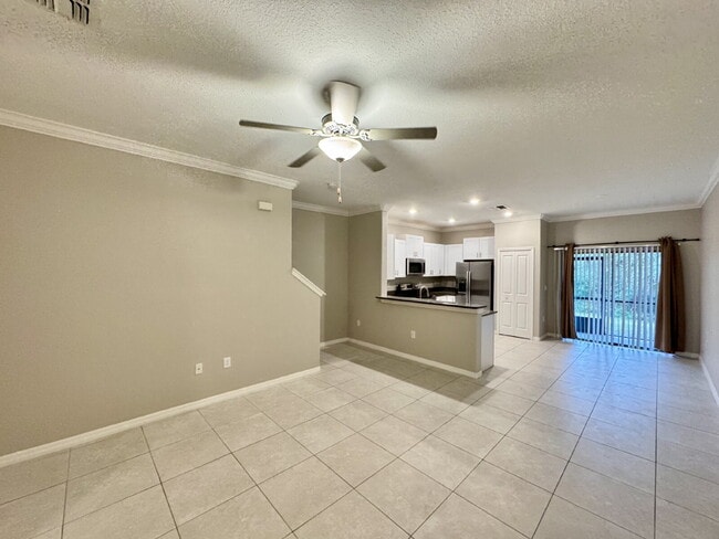 Building Photo - "Charming 3-Bed townhouse in a Gated Community has 2.5 Baths, 1650 Sq Ft  – New Flooring and New ...