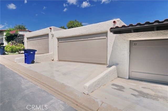 Building Photo - 53 Sycamore Ln