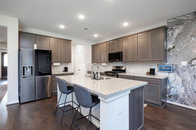 Building Photo - 7702 Kenora Wy