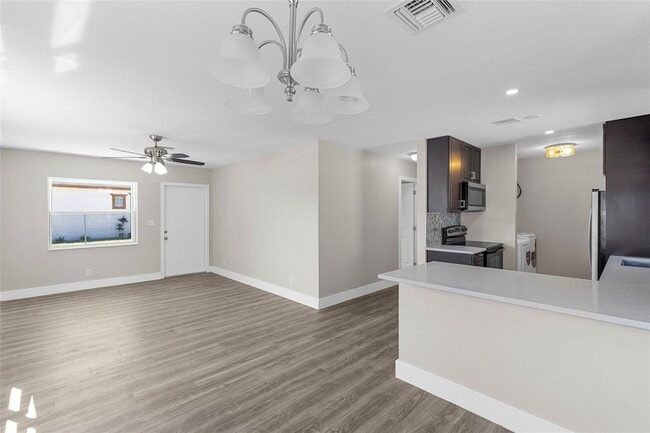 Building Photo - 2171 NW 29th Ave