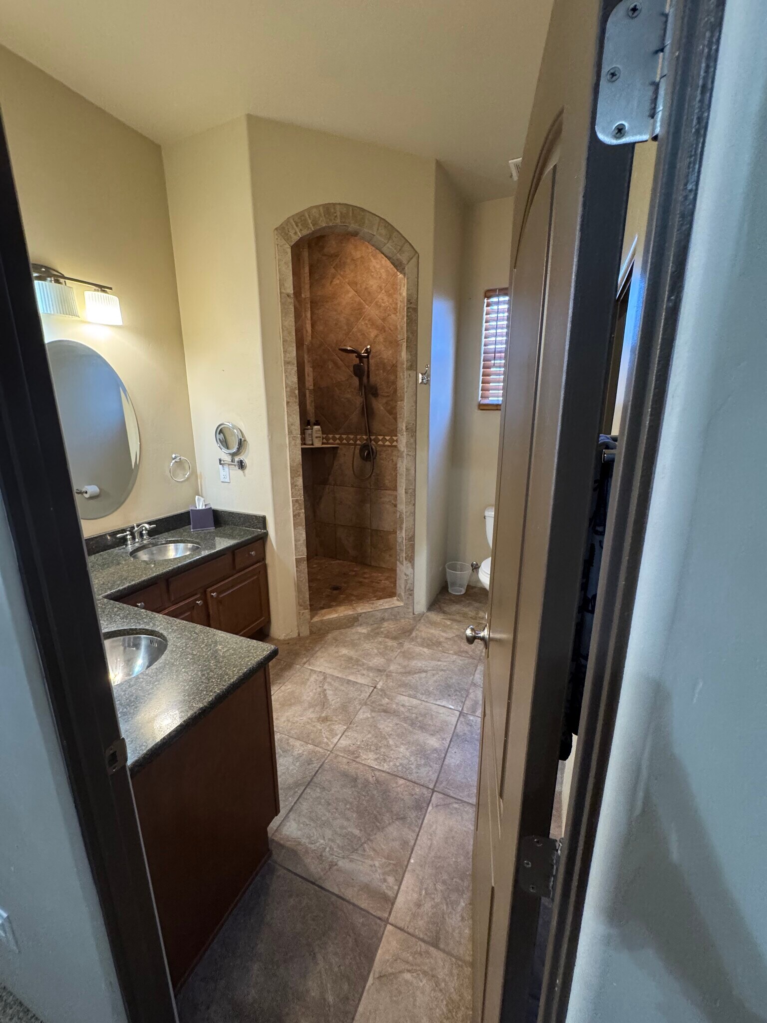 Building Photo - 4600 6th St NW