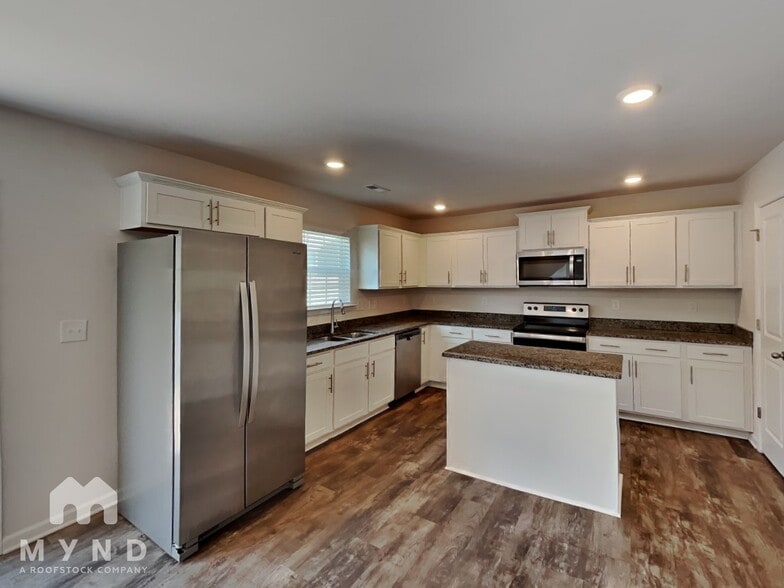 Building Photo - 6030 Elena Lynn Ct