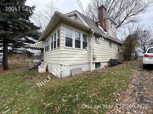 Building Photo - 10043 Calvin St