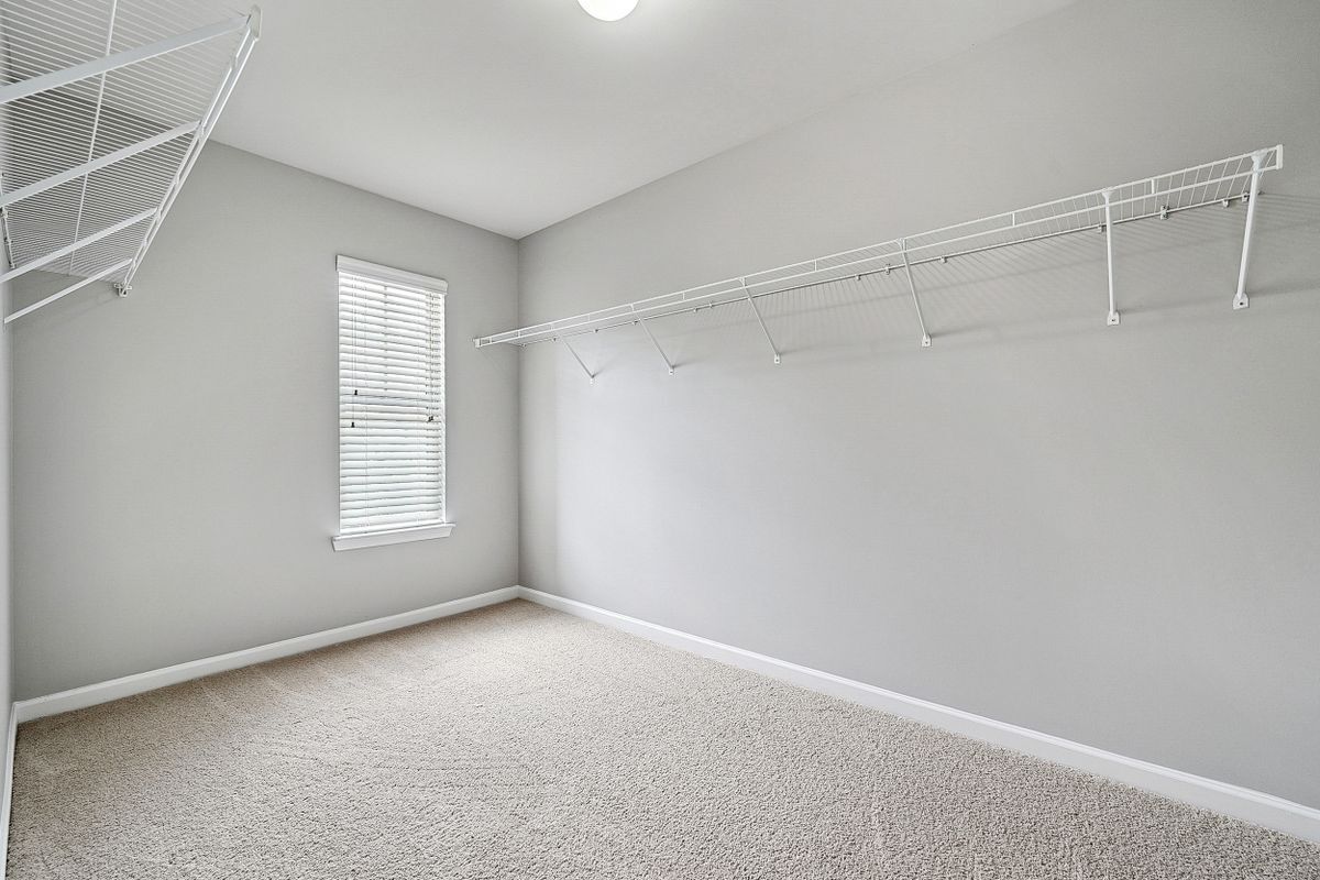 Building Photo - 5590 Bright Cross Wy