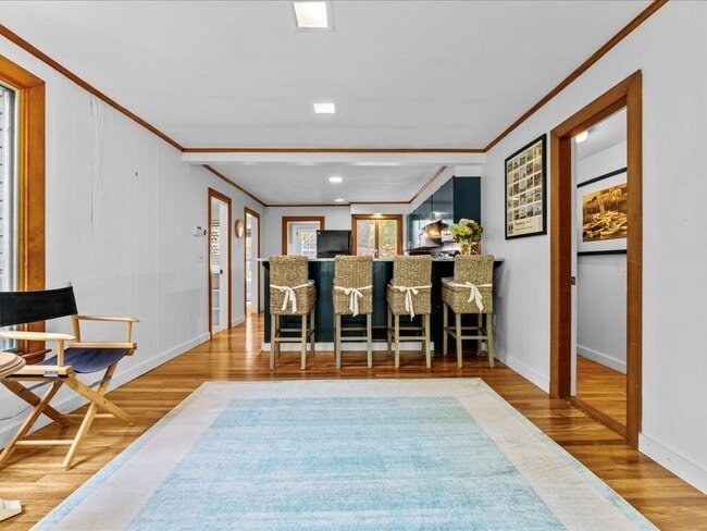 Building Photo - 44 Stetson Pl