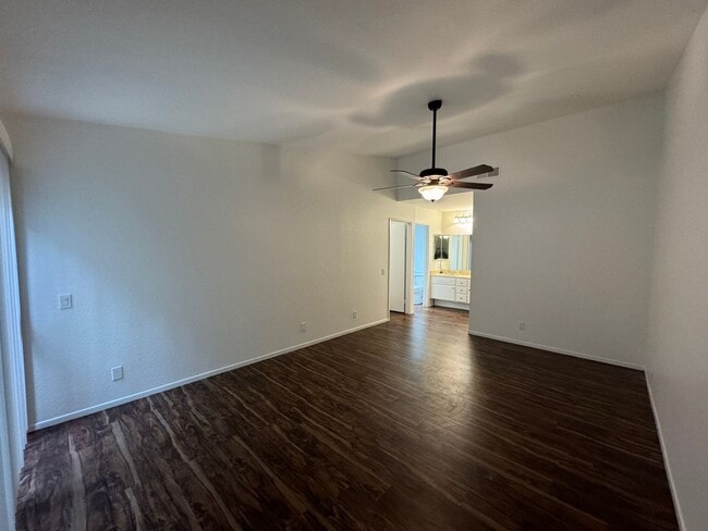 Building Photo - Charming 2-Bedroom Villa in the Heart of C...