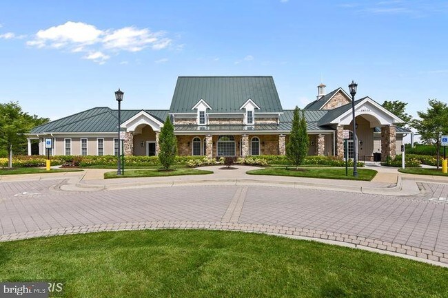 Building Photo - 41851 Cinnabar Square