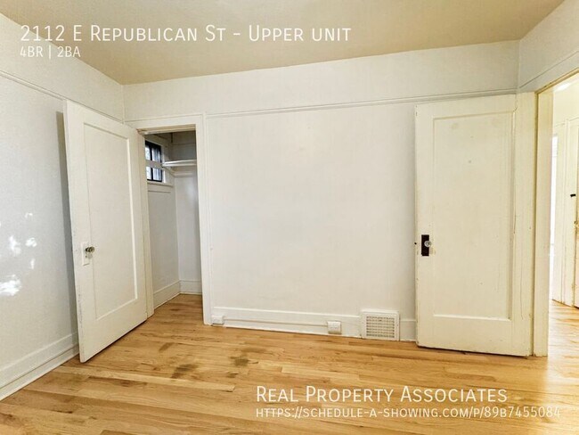 Building Photo - 2112 E Republican St