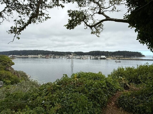 Building Photo - 91251 Cape Arago Hwy