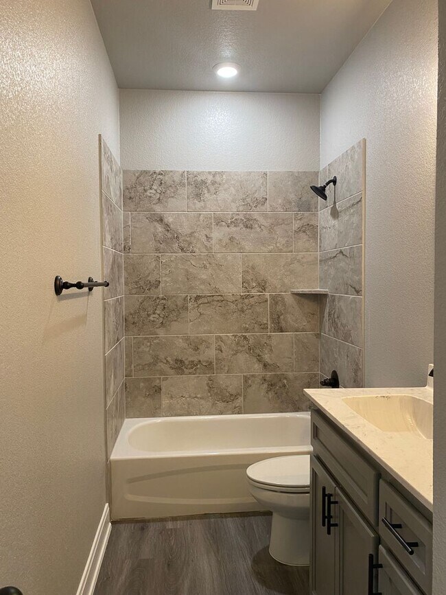 Building Photo - 1615 Black Kettle Trl