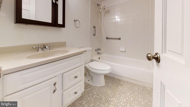 Building Photo - 3100 S Manchester St