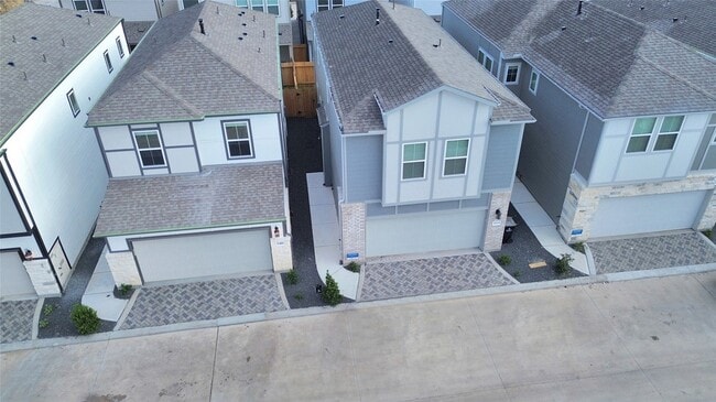 Building Photo - 8414 Rising Stream Dr