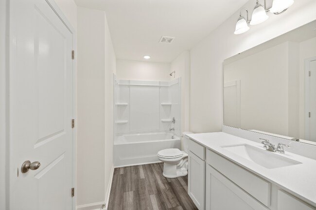 Building Photo - 904 Scarlett Maple St