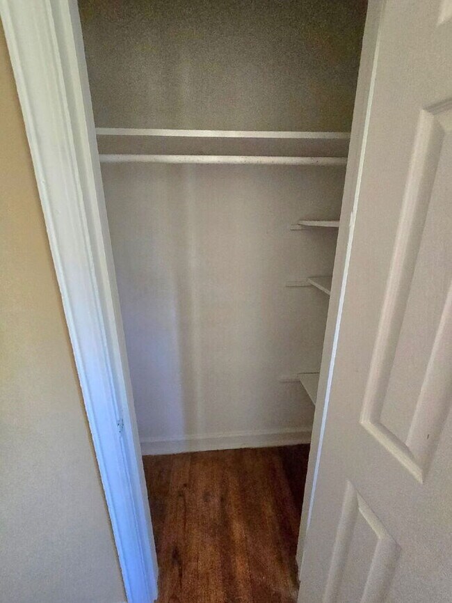 Building Photo - 336 Crosby Cir