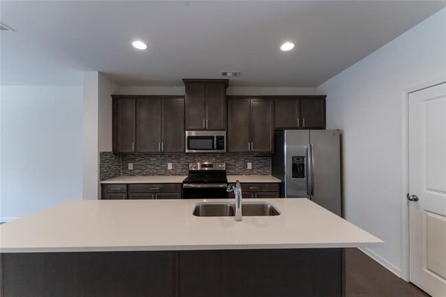 Building Photo - 898 Ambient Way