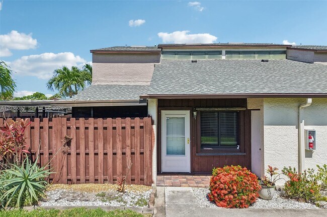 Building Photo - 12939 Cherrydale Ct