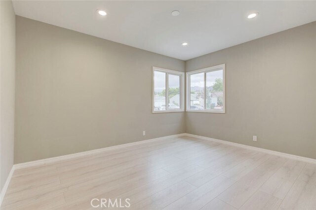Building Photo - 10935 Nassau Ave