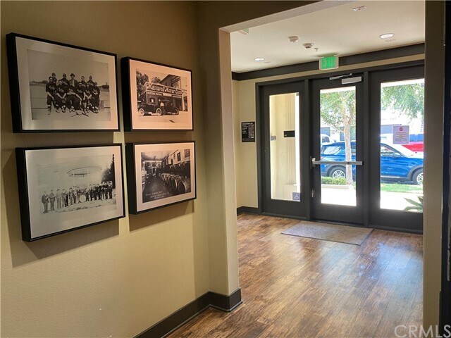Building Photo - 524 S Anaheim Blvd