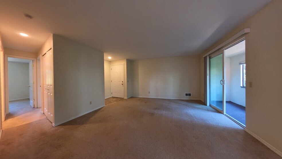 Building Photo - 20816 74th Ave W