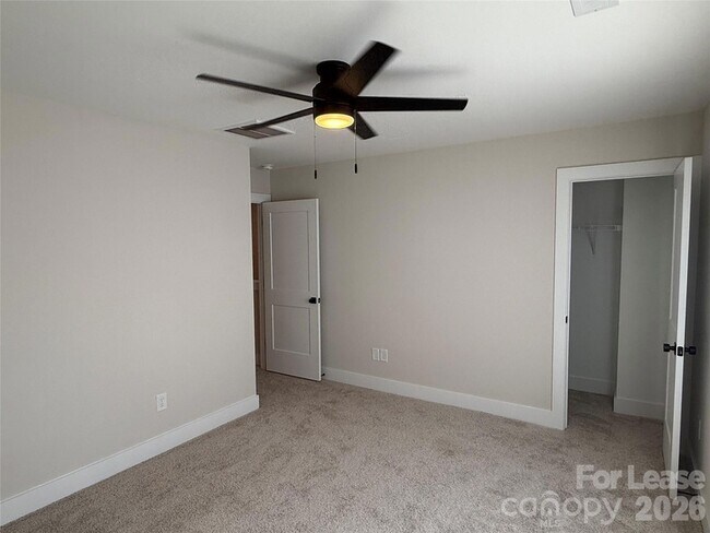 Building Photo - 1211 Tower Dr