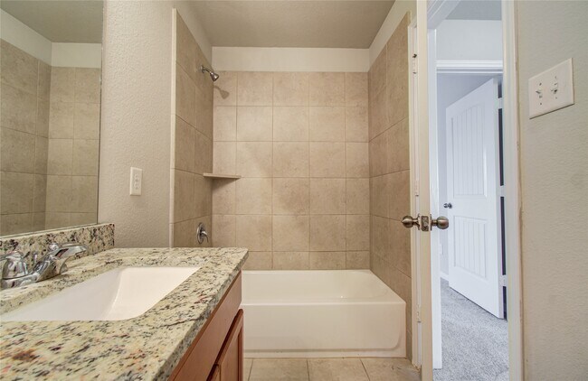 Building Photo - 24938 Pavarotti Pl