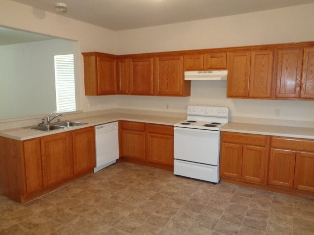 Building Photo - 16718 Libson Falls Dr