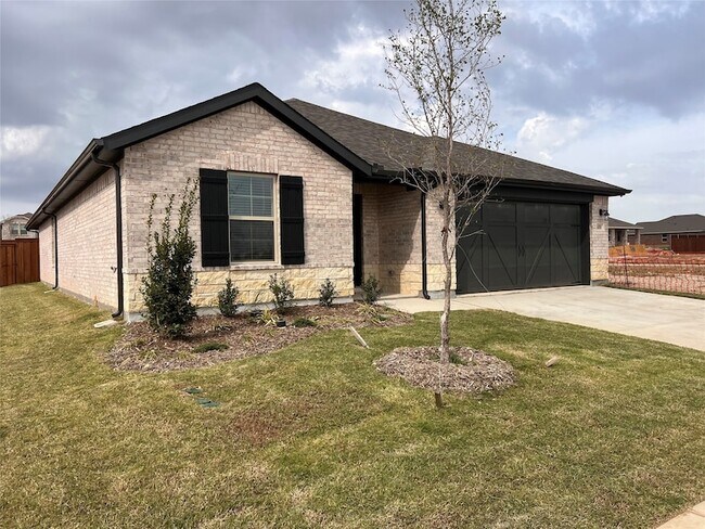 Building Photo - 4008 Limestone Blf Dr