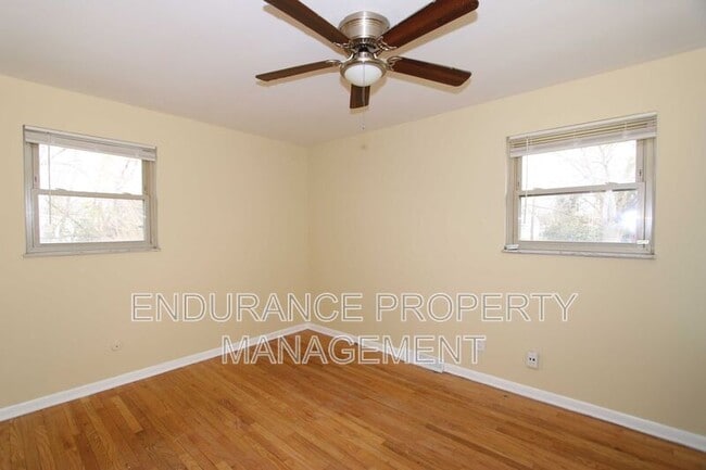 Building Photo - 3842 Otis Dr