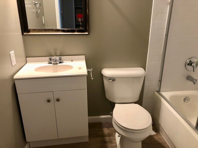 Building Photo - $1,350 Marks & Shaw 2 Bedroom Townhouse, c...
