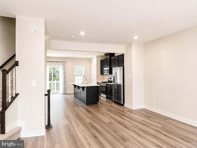 Building Photo - 340 Paca Gardens Ln