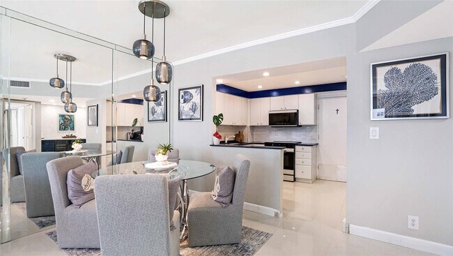 Building Photo - 3550 Galt Ocean Dr