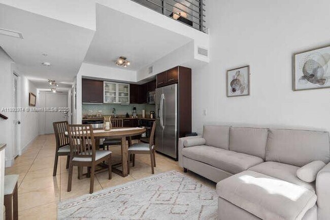 Building Photo - 41 SE 5th St