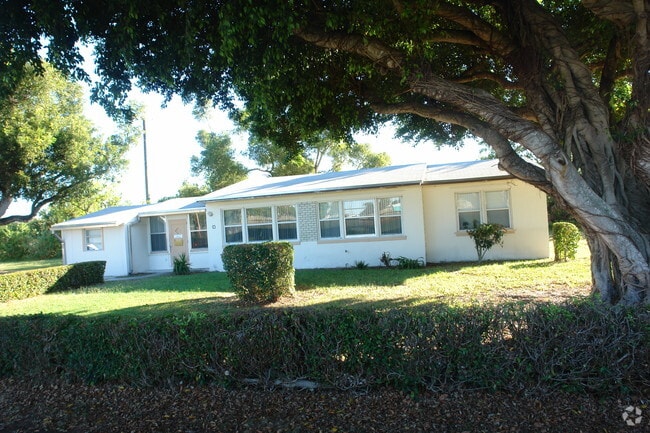 Building Photo - Childrens Home Society Transition Homes