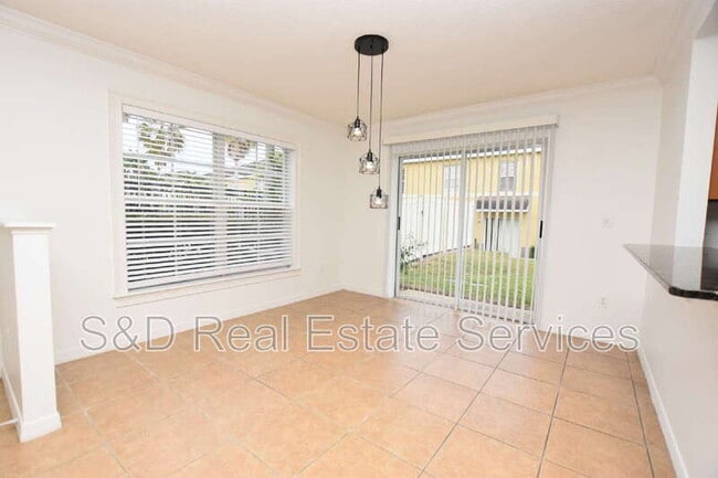 Building Photo - 5365 River Rock Rd