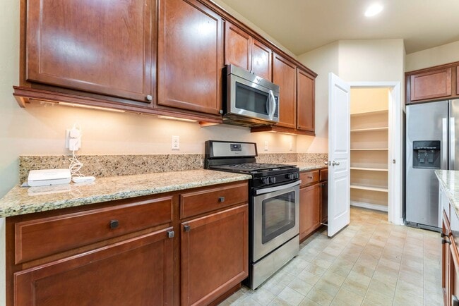 Building Photo - Charming Home in a Prime Southwest Las Vegas Location!