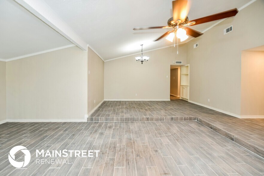 Building Photo - 2902 Branch Oaks Dr