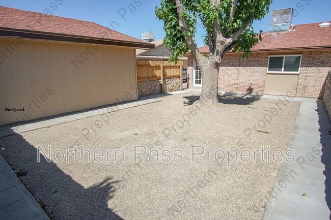Building Photo - 3425 Risner Pl