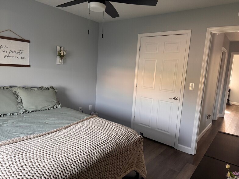 Building Photo - 135 Albany St