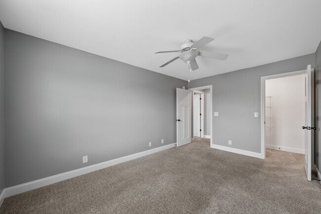 Building Photo - Elegant 4-Bedroom Home with Vaulted Ceilin...