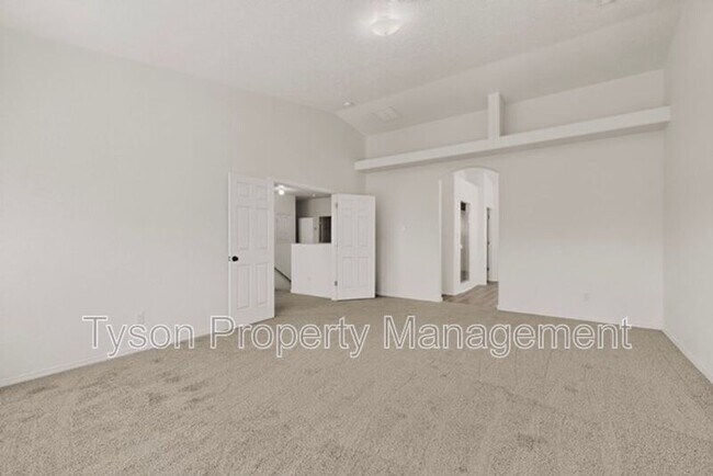 Building Photo - 1840 Bold Ruler St