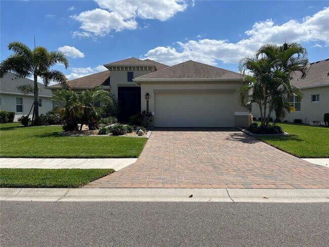 Primary Photo - 12116 Goldenrod Ave